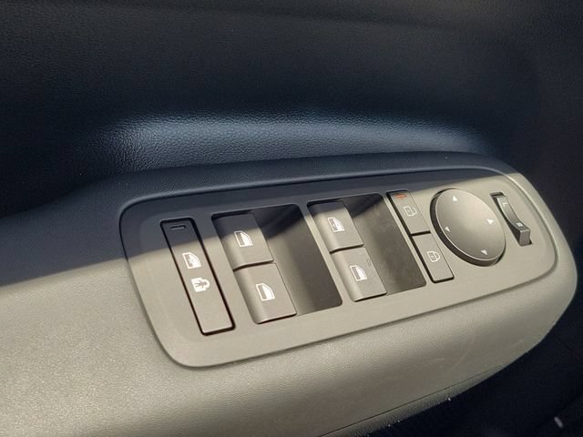 New 2026 Hyundai Santa Fe SE FWD image 17