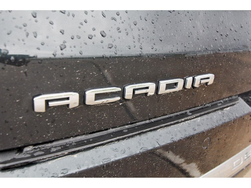 Used 2023 GMC Acadia Denali w/ Denali Ultimate Package FWD image 27