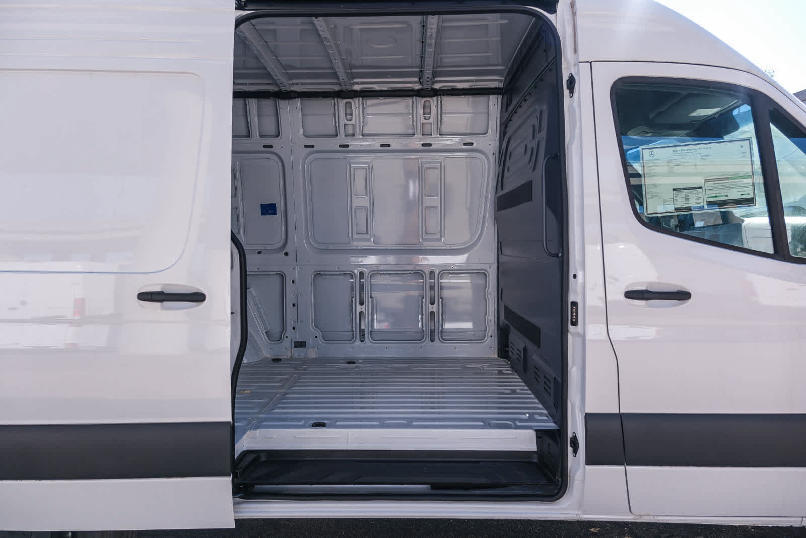 New 2025 Mercedes-Benz Sprinter 2500 image 15