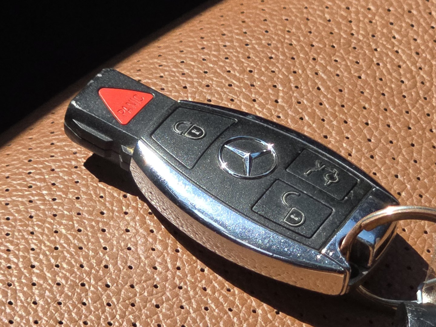 Used 2018 Mercedes-Benz C 300 4MATIC Coupe image 37