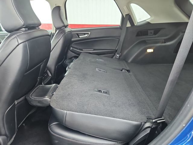 Used 2022 Ford Edge SEL image 44