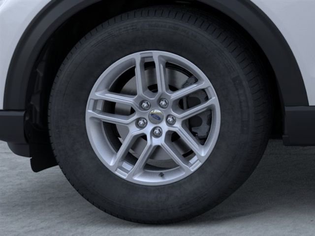 Used 2026 Ford Explorer Active AWD/4WD image 19