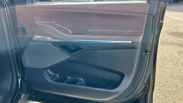 Used 2025 Lincoln Navigator L Reserve image 10