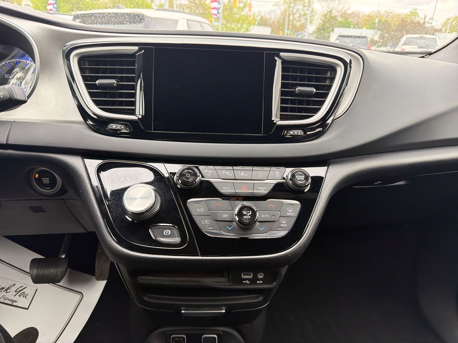 Used 2020 Chrysler Pacifica Touring-L AWD/4WD image 34