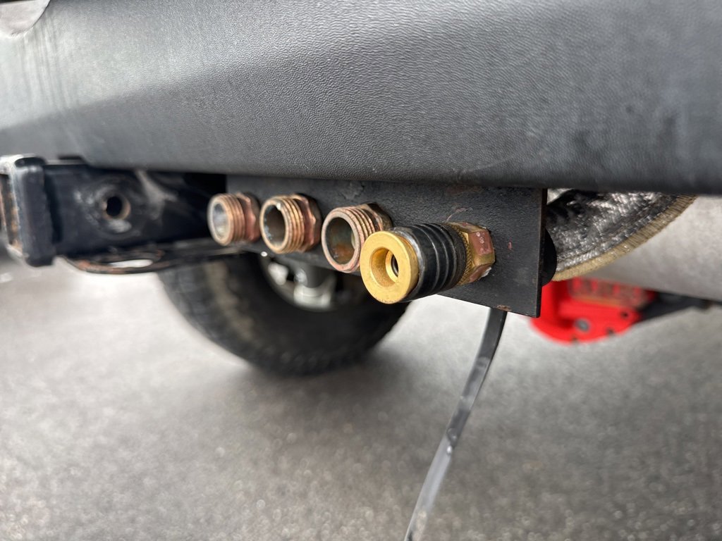 Used 2016 Jeep Wrangler Unlimited Rubicon w/ Connectivity Group image 21