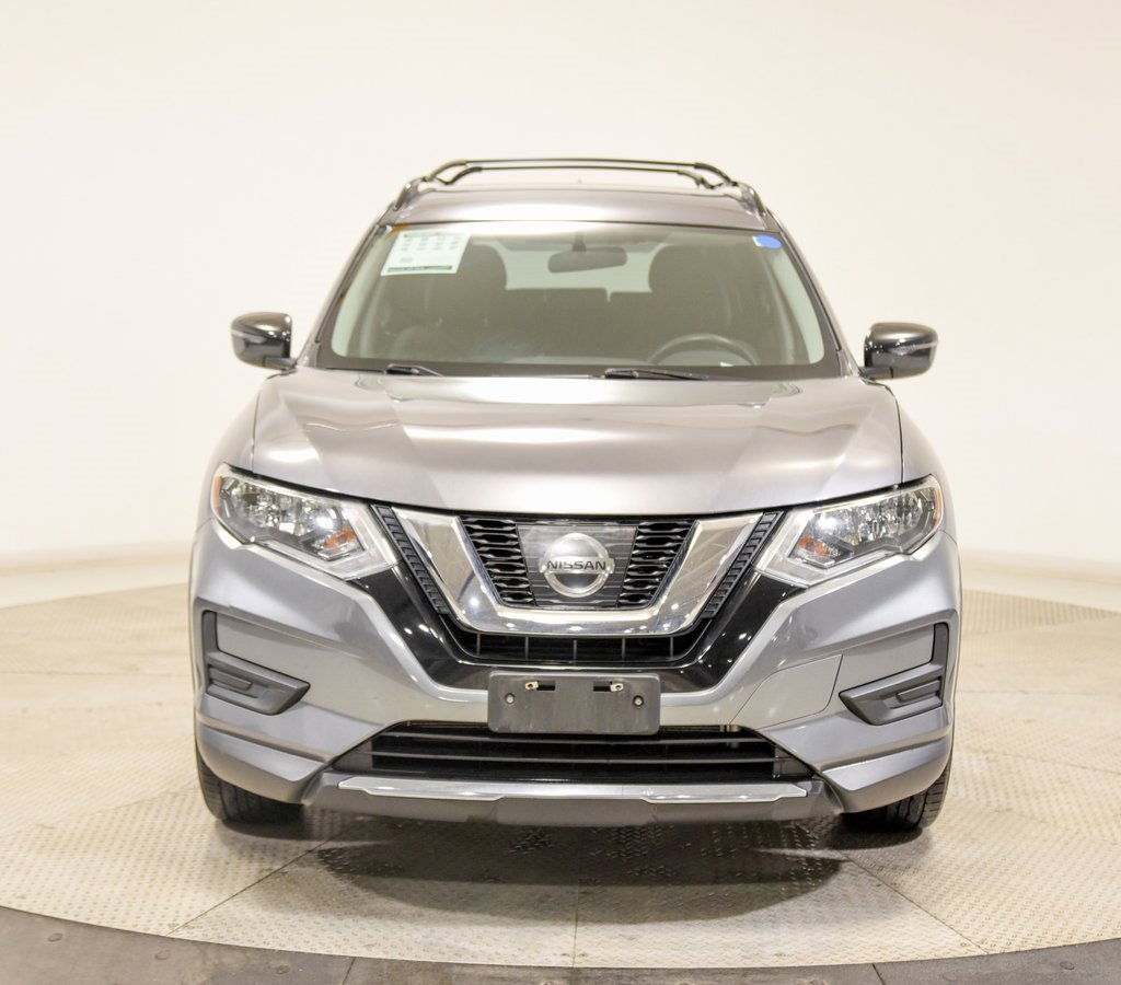 Used 2017 Nissan Rogue SV w/ Midnight Edition image 3