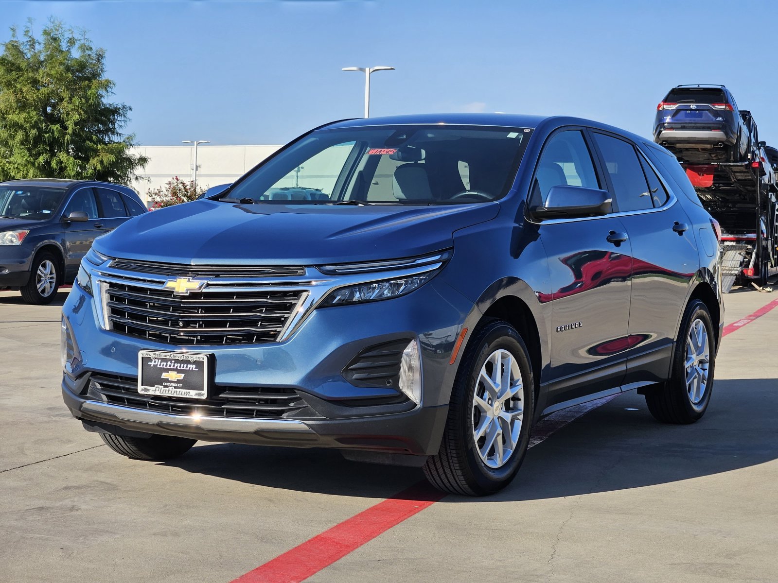Certified 2024 Chevrolet Equinox LT FWD image 2