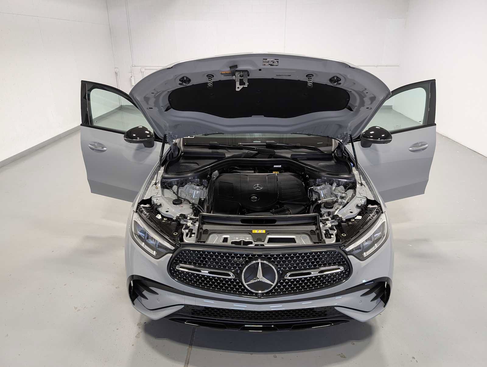 New 2026 Mercedes-Benz GLC 300 4MATIC image 11