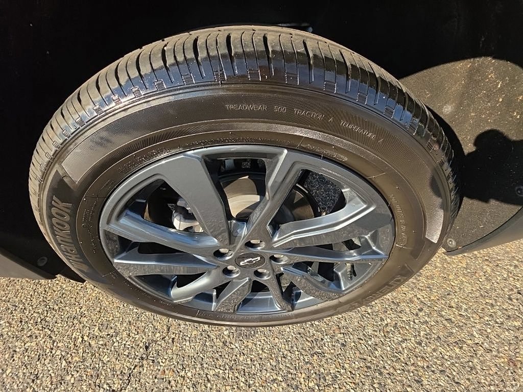 Used 2023 Chevrolet Equinox RS AWD/4WD image 34