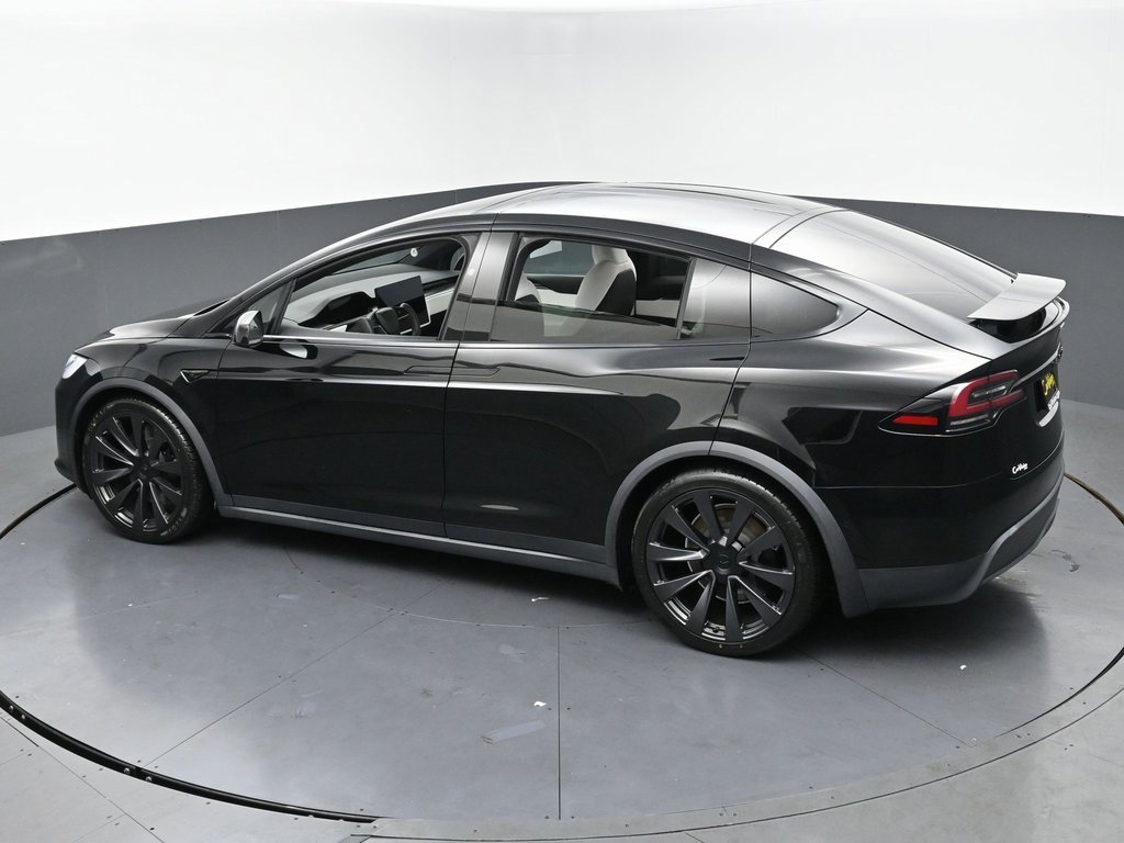 Used 2022 Tesla Model X Plaid image 45