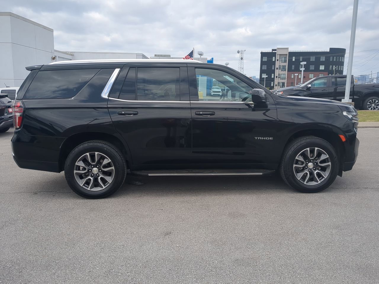 Used 2021 Chevrolet Tahoe LS RWD image 9