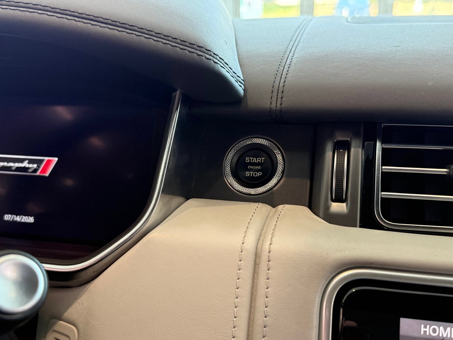 Used 2018 Land Rover Range Rover SV Autobiography Dynamic AWD/4WD image 35