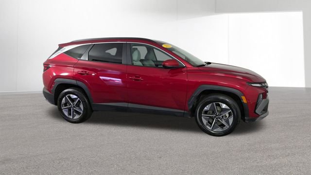 Used 2025 Hyundai Tucson SEL image 2