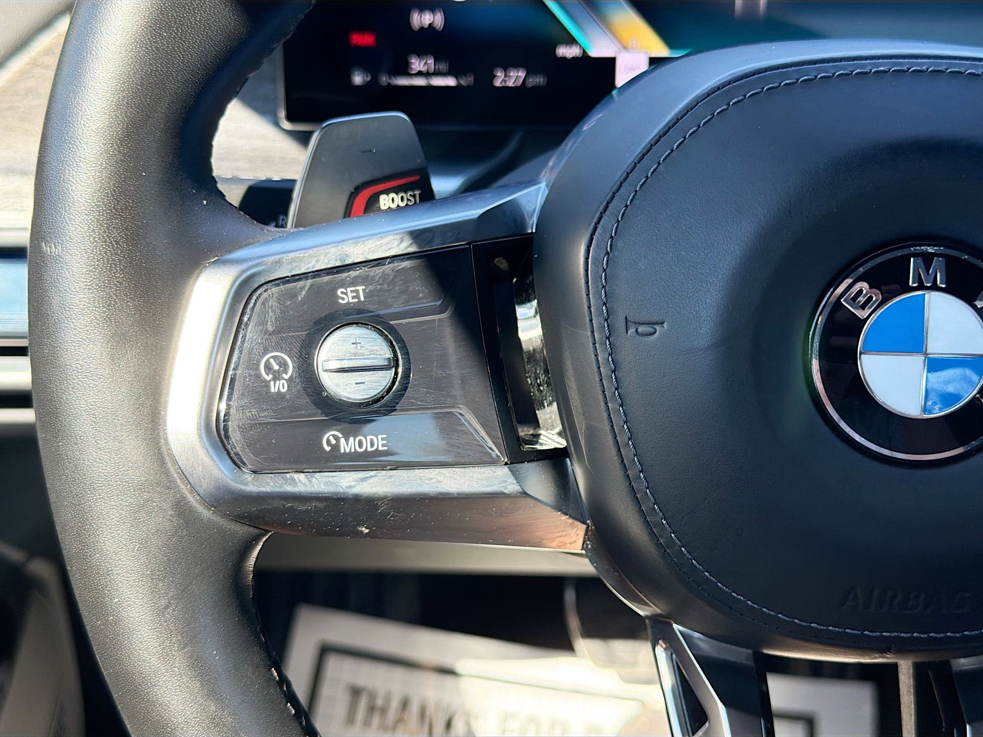 Certified 2025 BMW 740i image 38