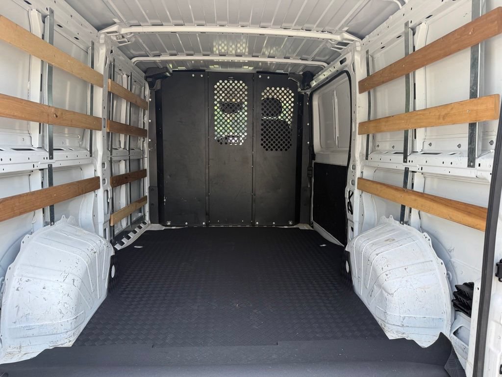 Used 2025 RAM ProMaster 2500 w/ U-Haul Equipment Group FWD image 22