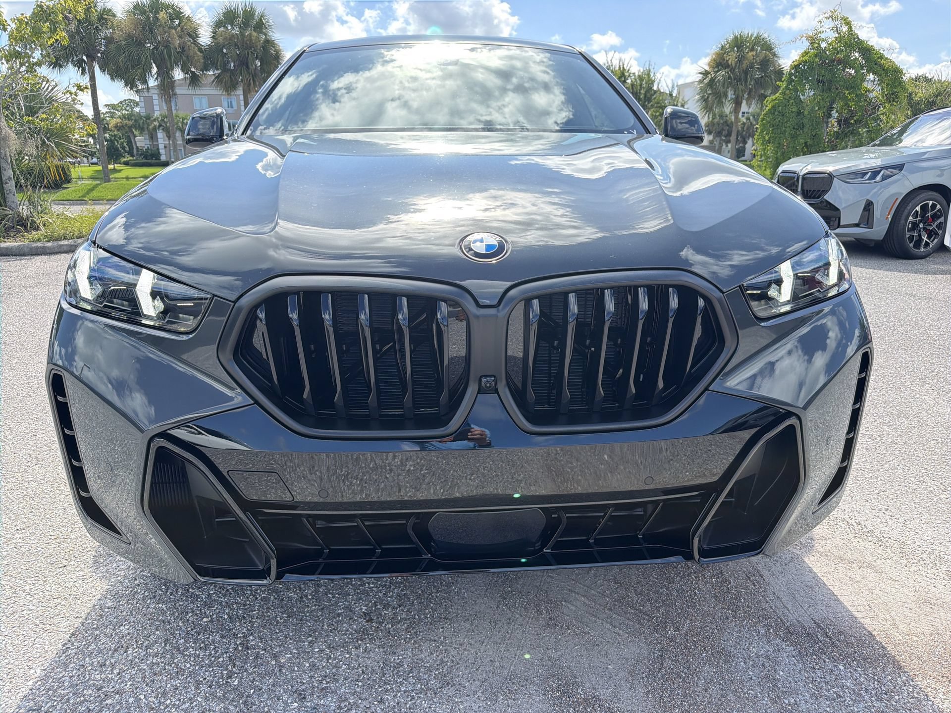 New 2027 BMW X6 xDrive40i AWD/4WD image 2