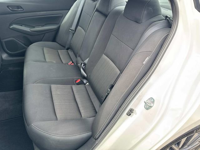 Used 2024 Nissan Altima 2.5 SV image 14