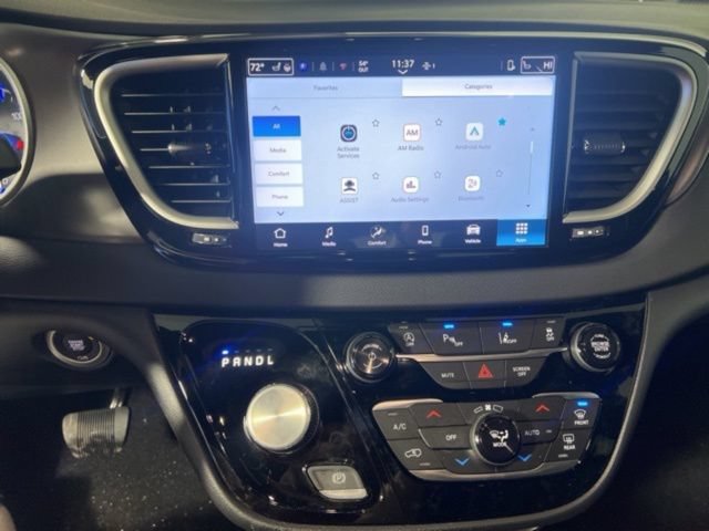 New 2026 Chrysler Voyager LX FWD image 23