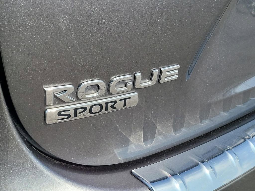 Used 2020 Nissan Rogue Sport SV w/ Technology Package image 22
