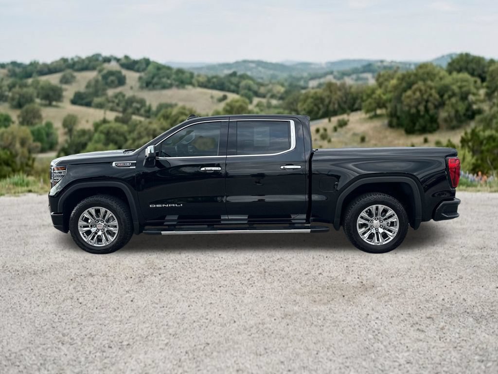 Used 2025 GMC Sierra 1500 Denali w/ Technology Package AWD/4WD image 5
