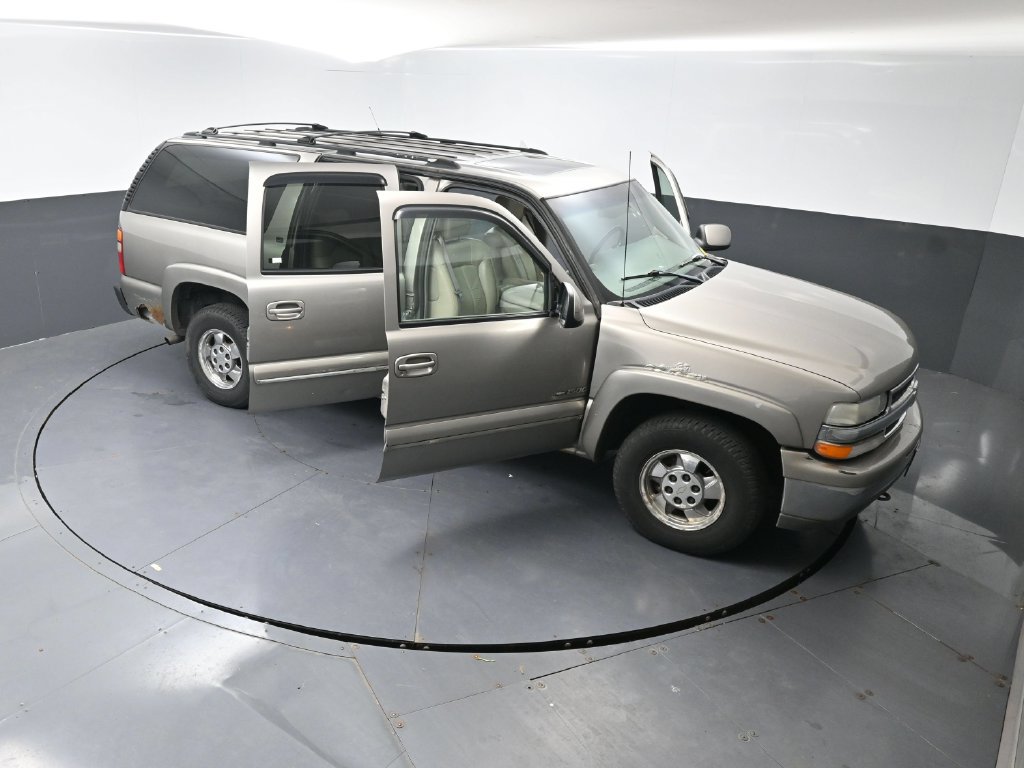 Used 2000 Chevrolet Suburban LT w/ LT Preferred Equipment Group AWD/4WD image 54