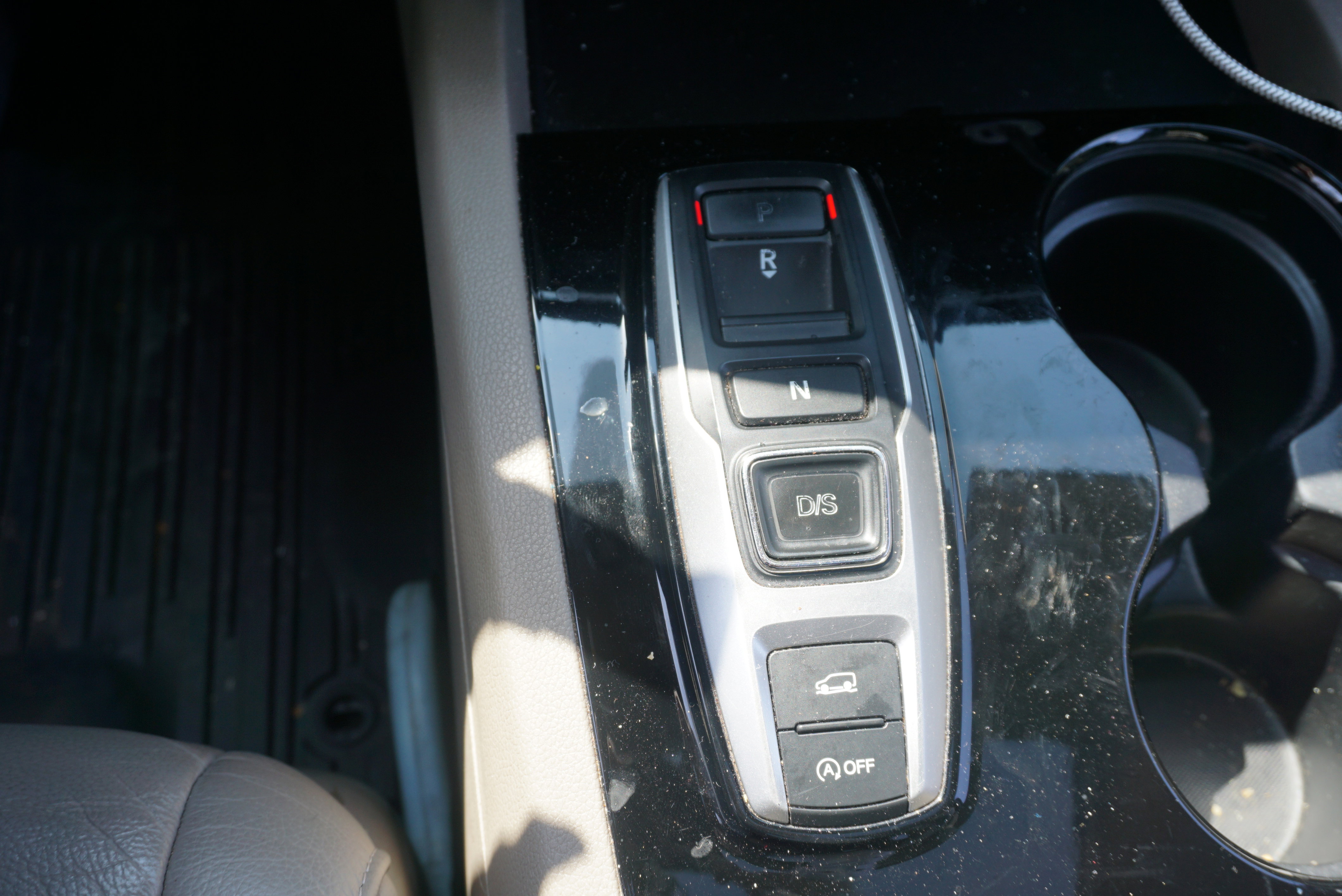 Used 2017 Honda Pilot Touring image 11