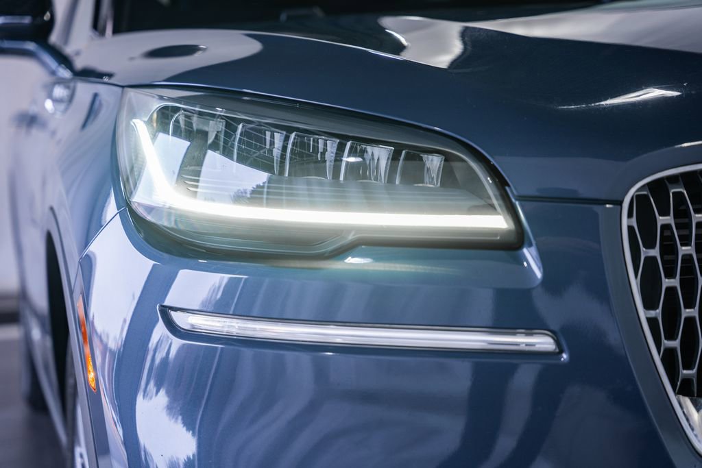 Used 2021 Lincoln Aviator Reserve w/ Elements Package Plus image 17