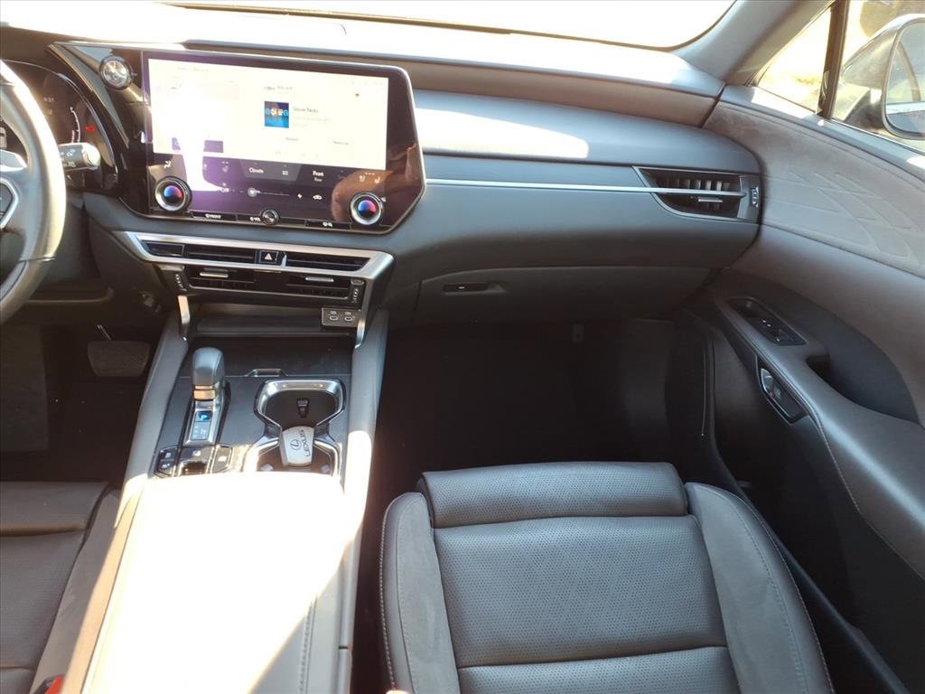 Used 2023 Lexus RX 350 350h Luxury image 11