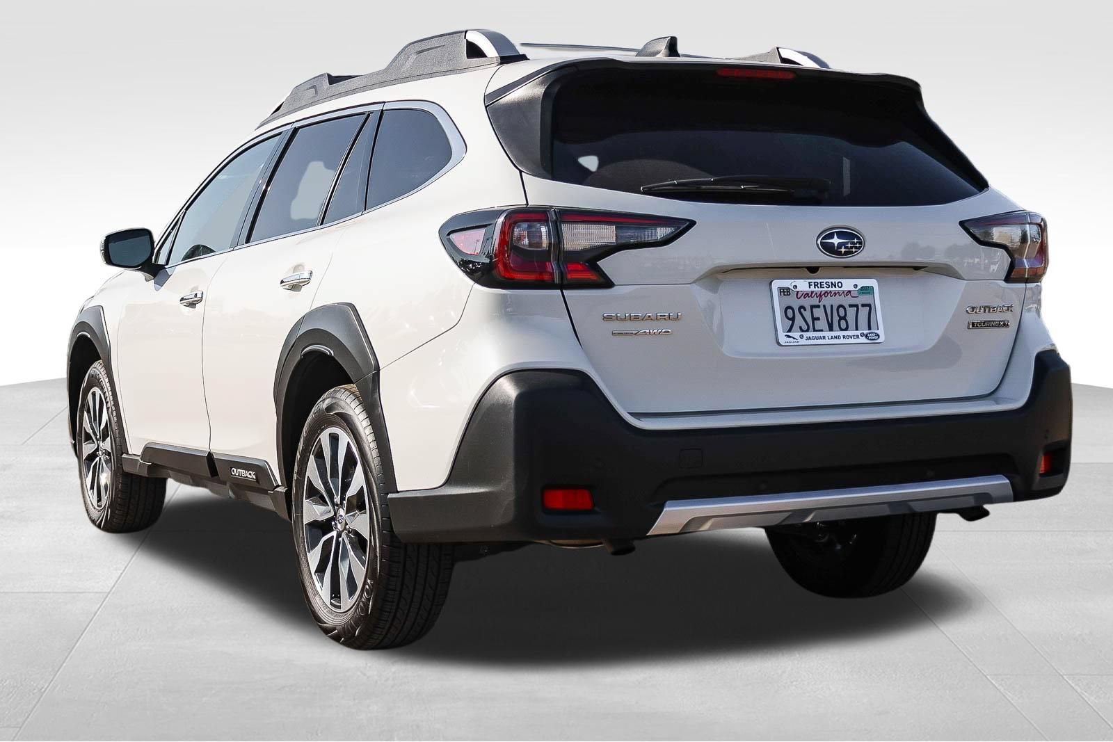 Used 2025 Subaru Outback Touring XT AWD/4WD image 7