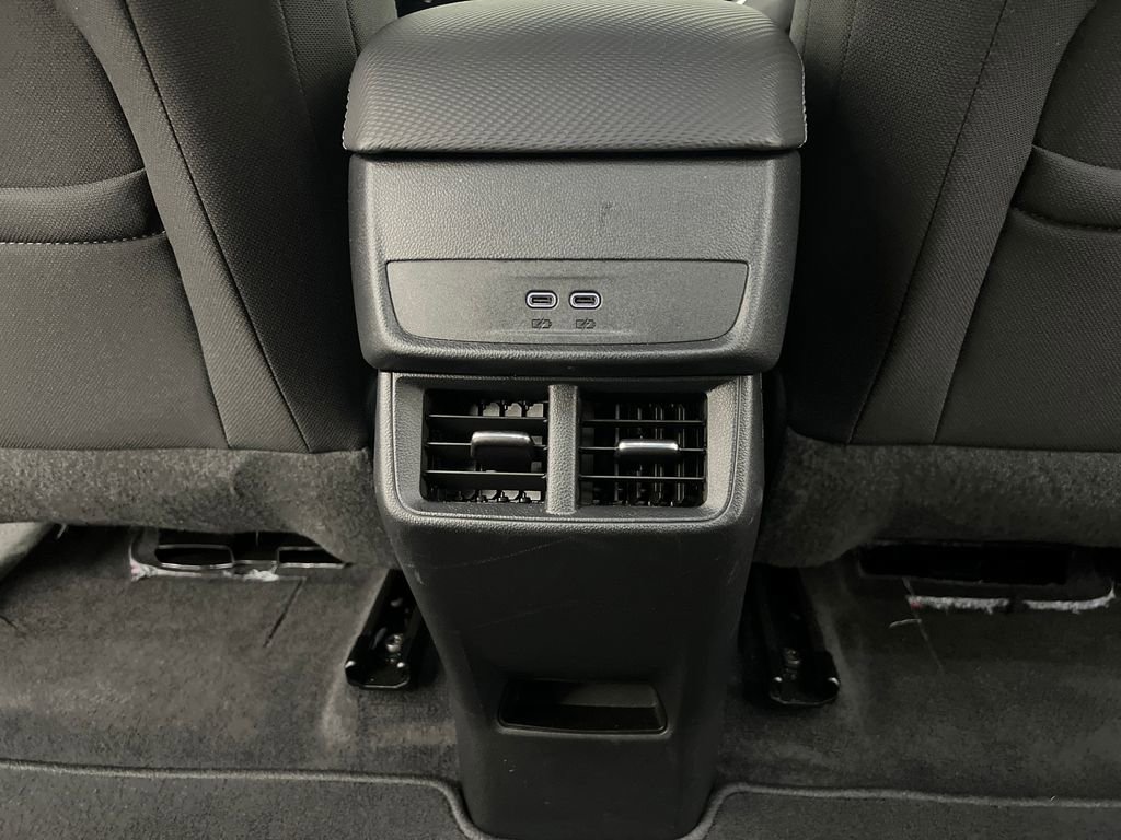 Used 2026 Chevrolet Equinox LT FWD image 21