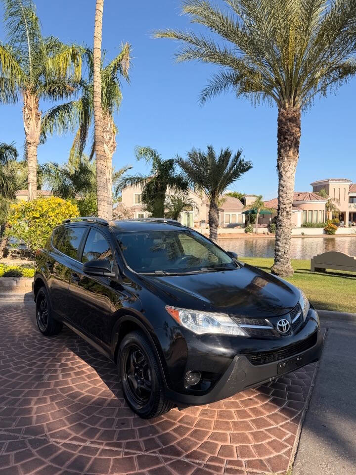 Used 2015 Toyota RAV4 LE FWD image 14