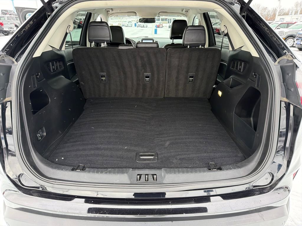 Used 2024 Ford Edge SEL image 22