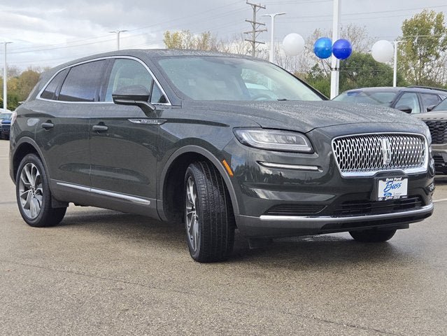 Used 2023 Lincoln Nautilus Reserve AWD/4WD image 3