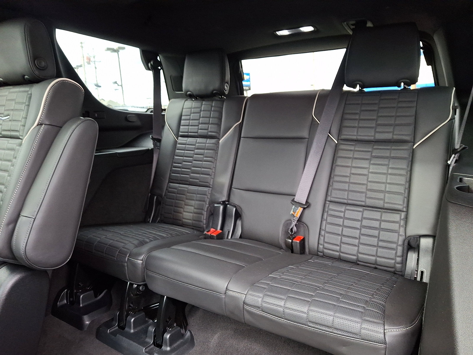 Used 2023 Cadillac Escalade Sport Platinum image 11