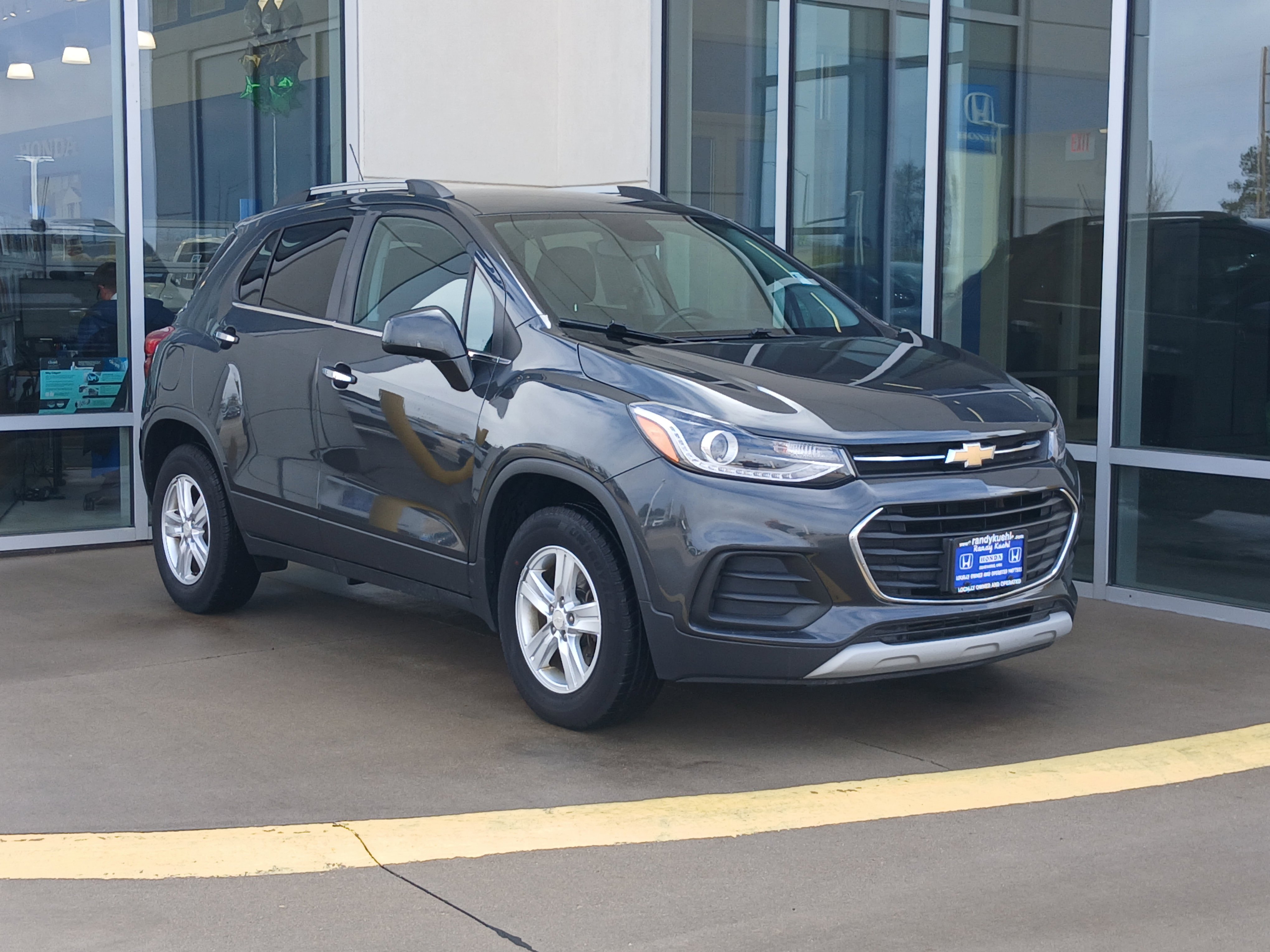 Used 2017 Chevrolet Trax LT w/ Driver Confidence Package AWD/4WD image 5