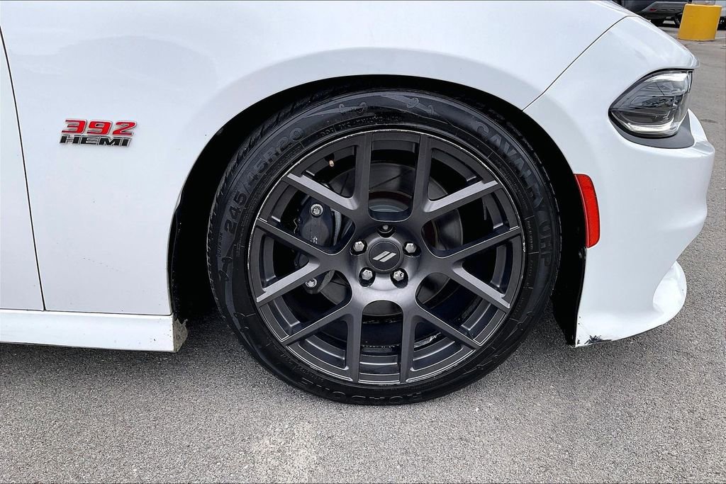 Used 2018 Dodge Charger R/T Scat Pack RWD image 11