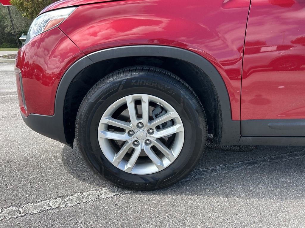 Used 2015 Kia Sorento LX image 49