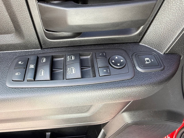 Used 2024 RAM 2500 Tradesman w/ Chrome Appearance Group AWD/4WD image 14