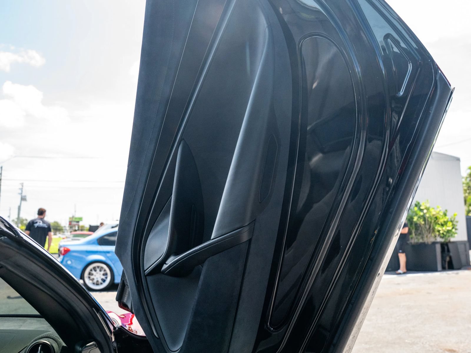 Used 2020 McLaren 720S Spider RWD image 60