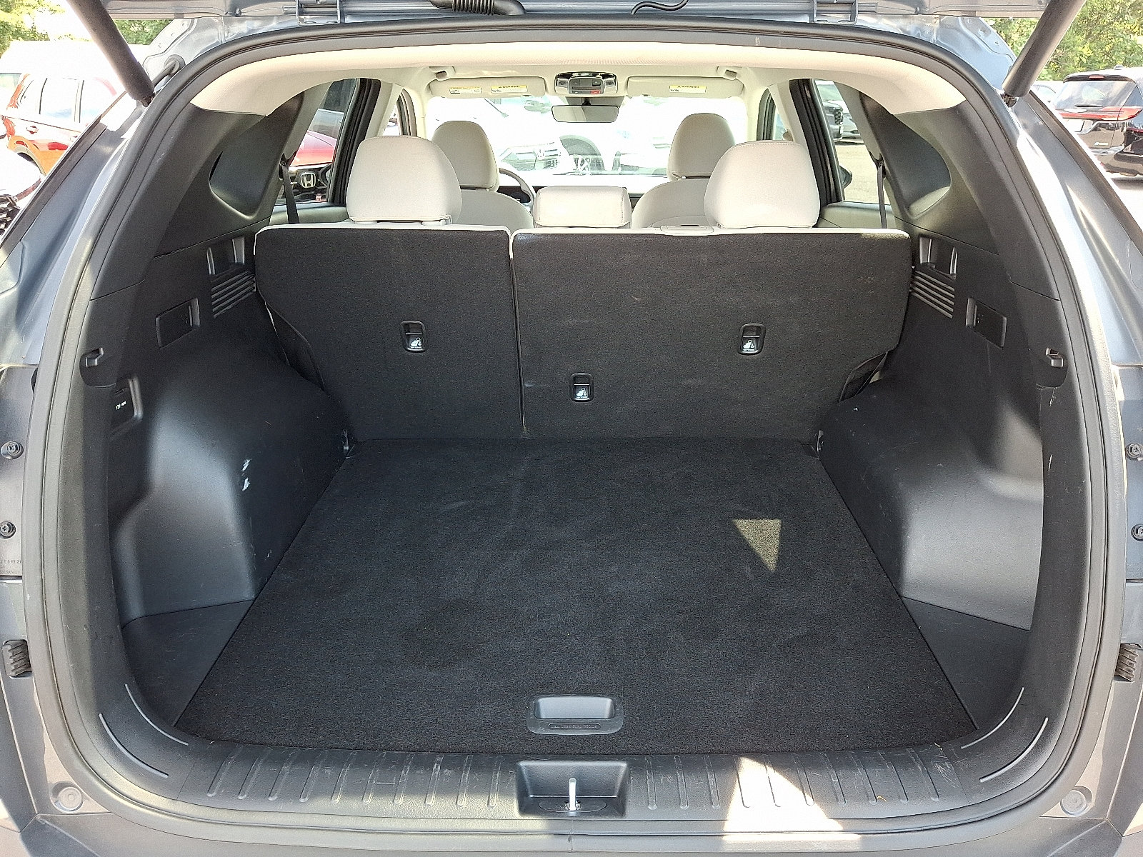 Used 2025 Hyundai Tucson SEL AWD/4WD image 28