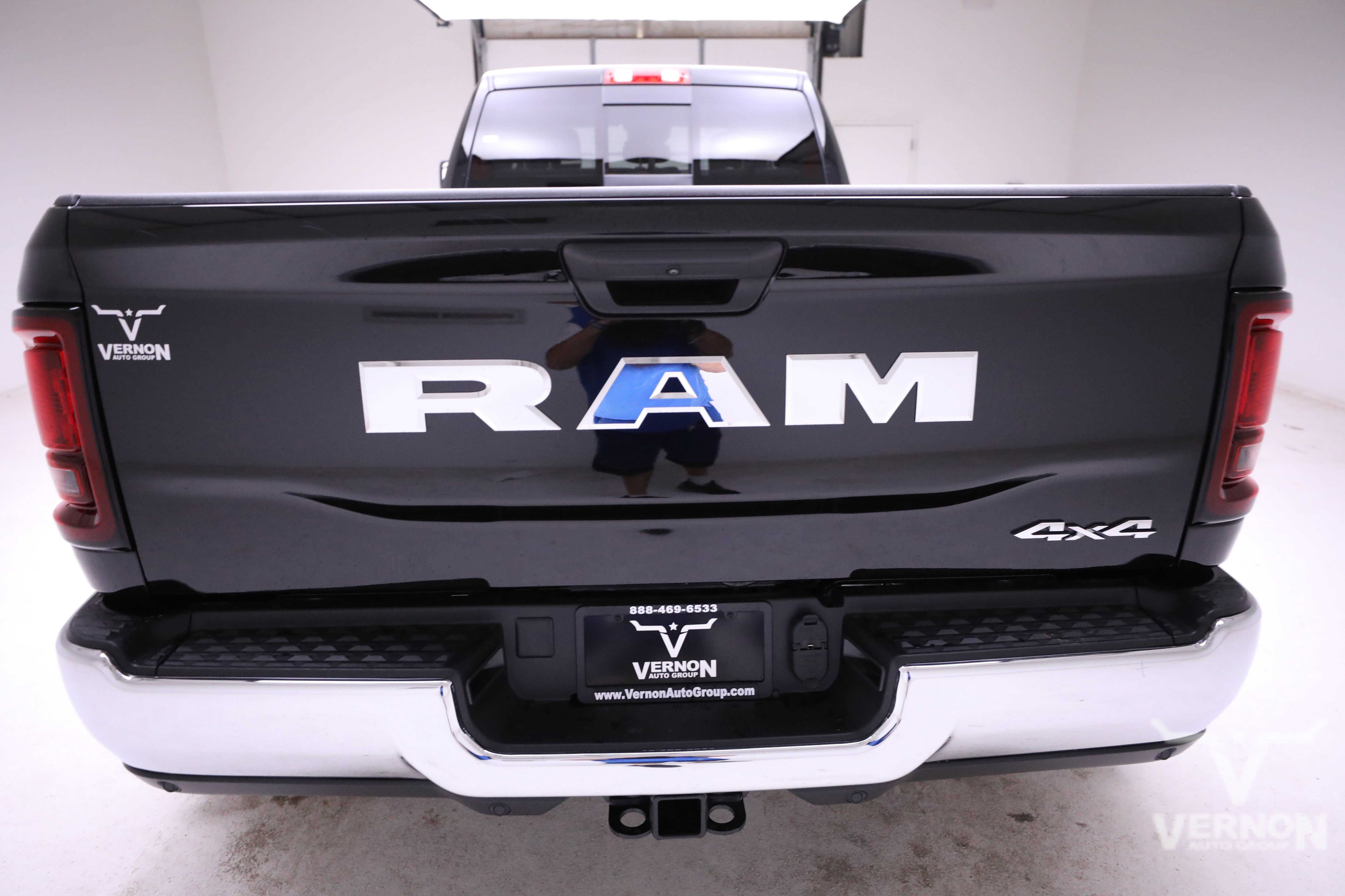 New 2026 RAM 3500 Tradesman AWD/4WD image 4