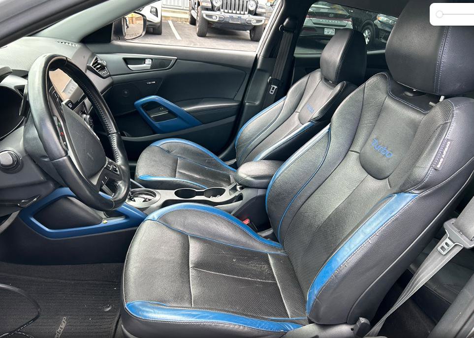 Used 2014 Hyundai Veloster Turbo FWD image 9
