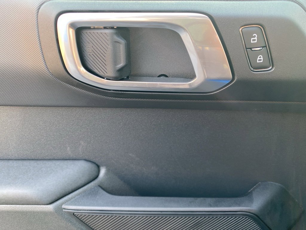 New 2025 Ford Bronco Big Bend image 16