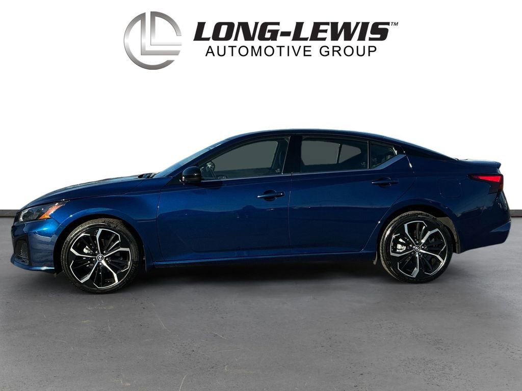 Used 2024 Nissan Altima 2.5 SR w/ SR Premium Package video 2