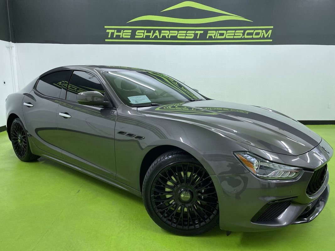 Used 2020 Maserati Ghibli image 1