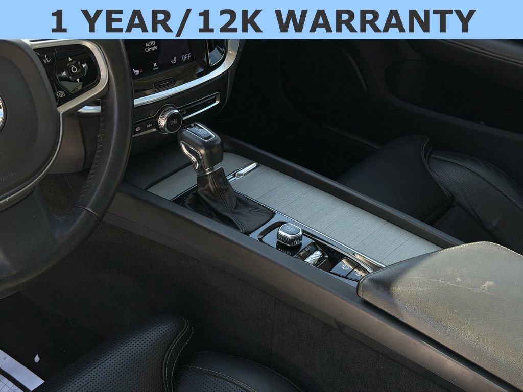 Used 2021 Volvo V60 T5 Cross Country image 24