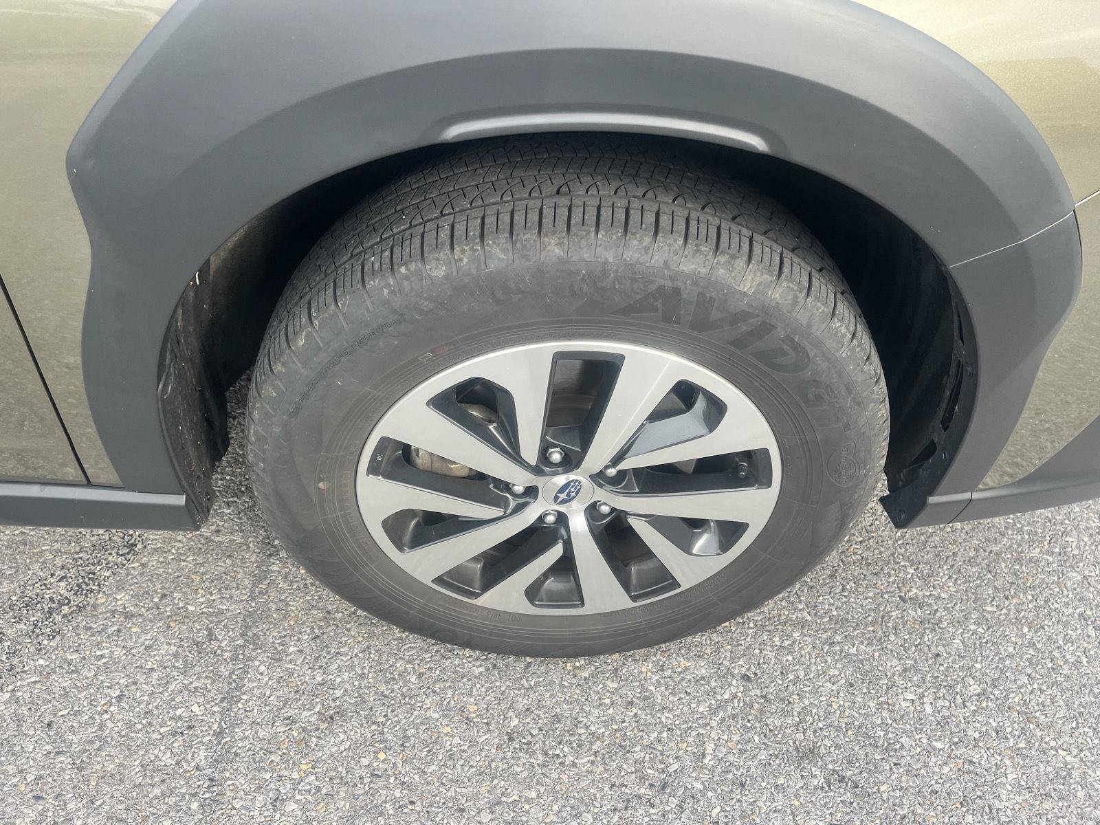 Certified 2025 Subaru Outback Premium AWD/4WD image 14