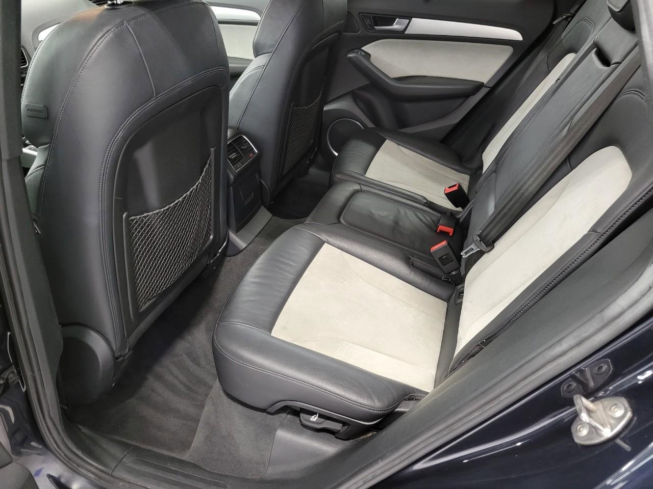 Used 2015 Audi SQ5 Prestige w/ Prestige Package AWD/4WD image 21