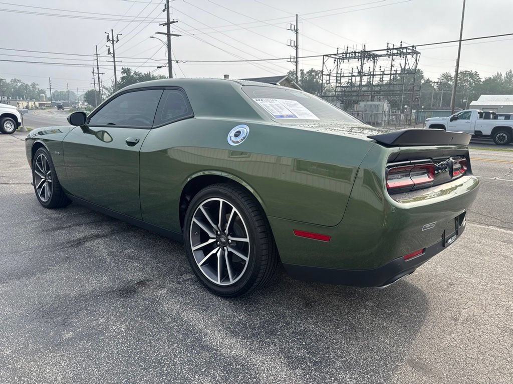 Used 2023 Dodge Challenger R/T w/ Cold Weather Group RWD image 5