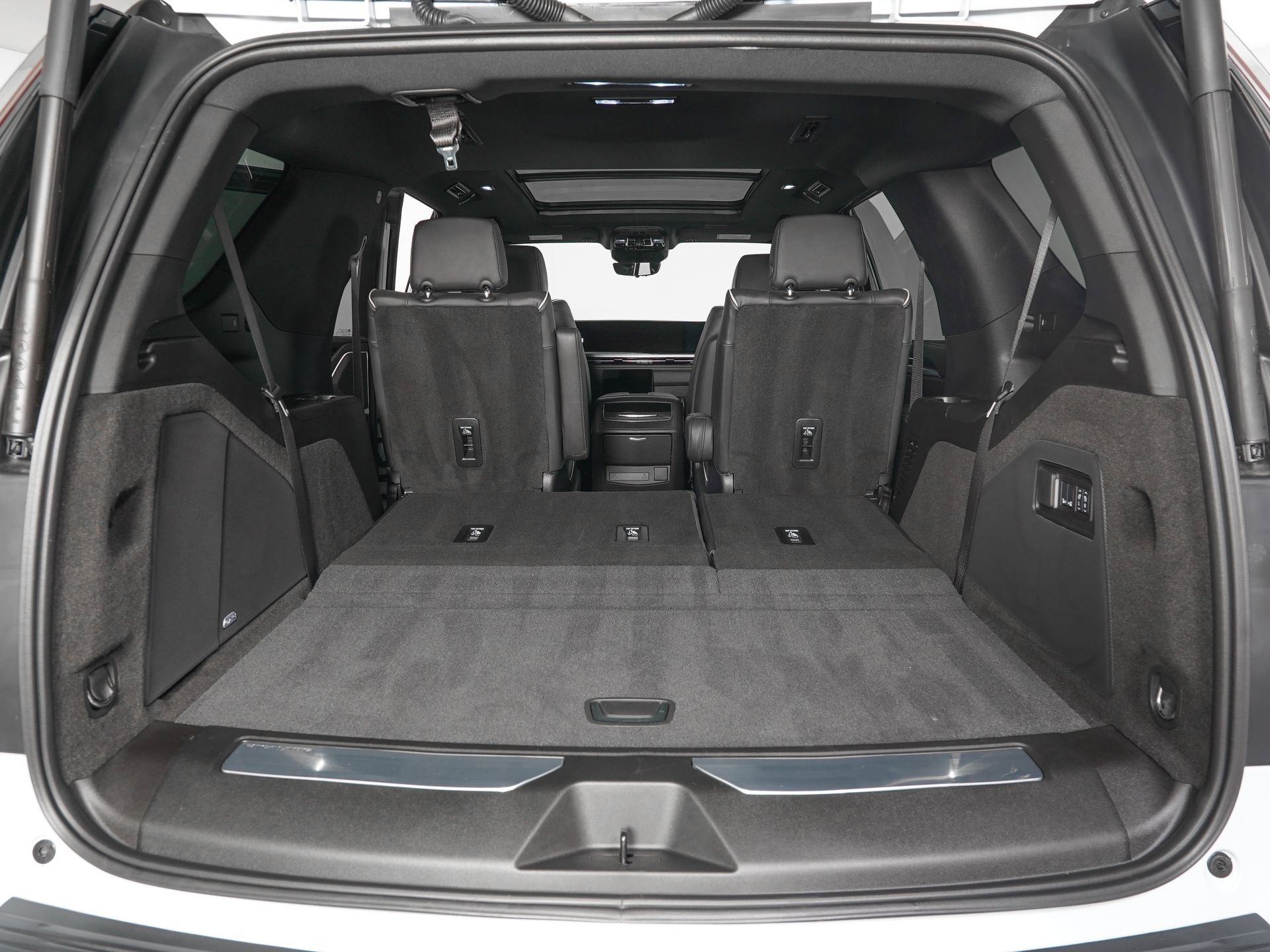 Used 2026 Cadillac Escalade Sport w/ Touring Package AWD/4WD image 13
